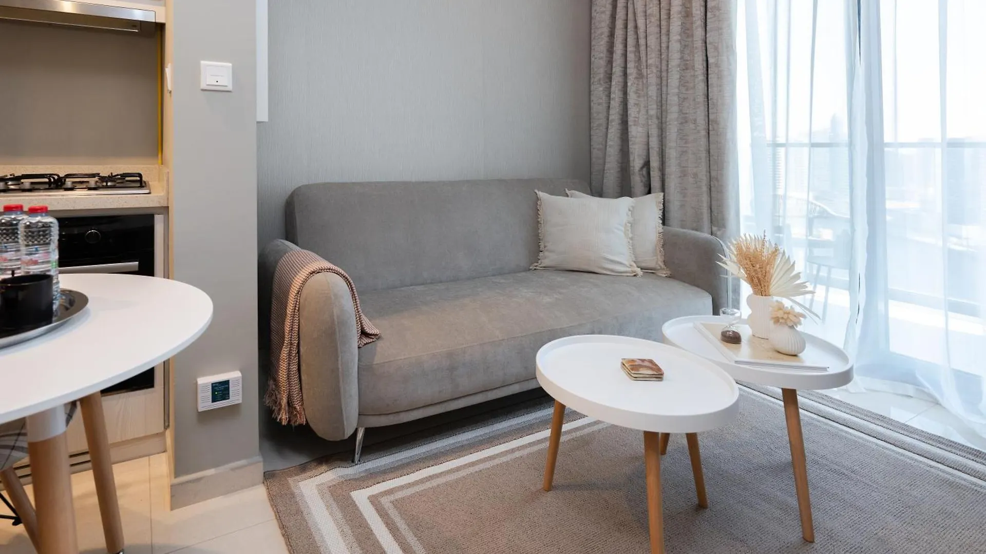 Keyrock Living - Lakeview Escape In Business Bay Dubai 0*,  United Arab Emirates