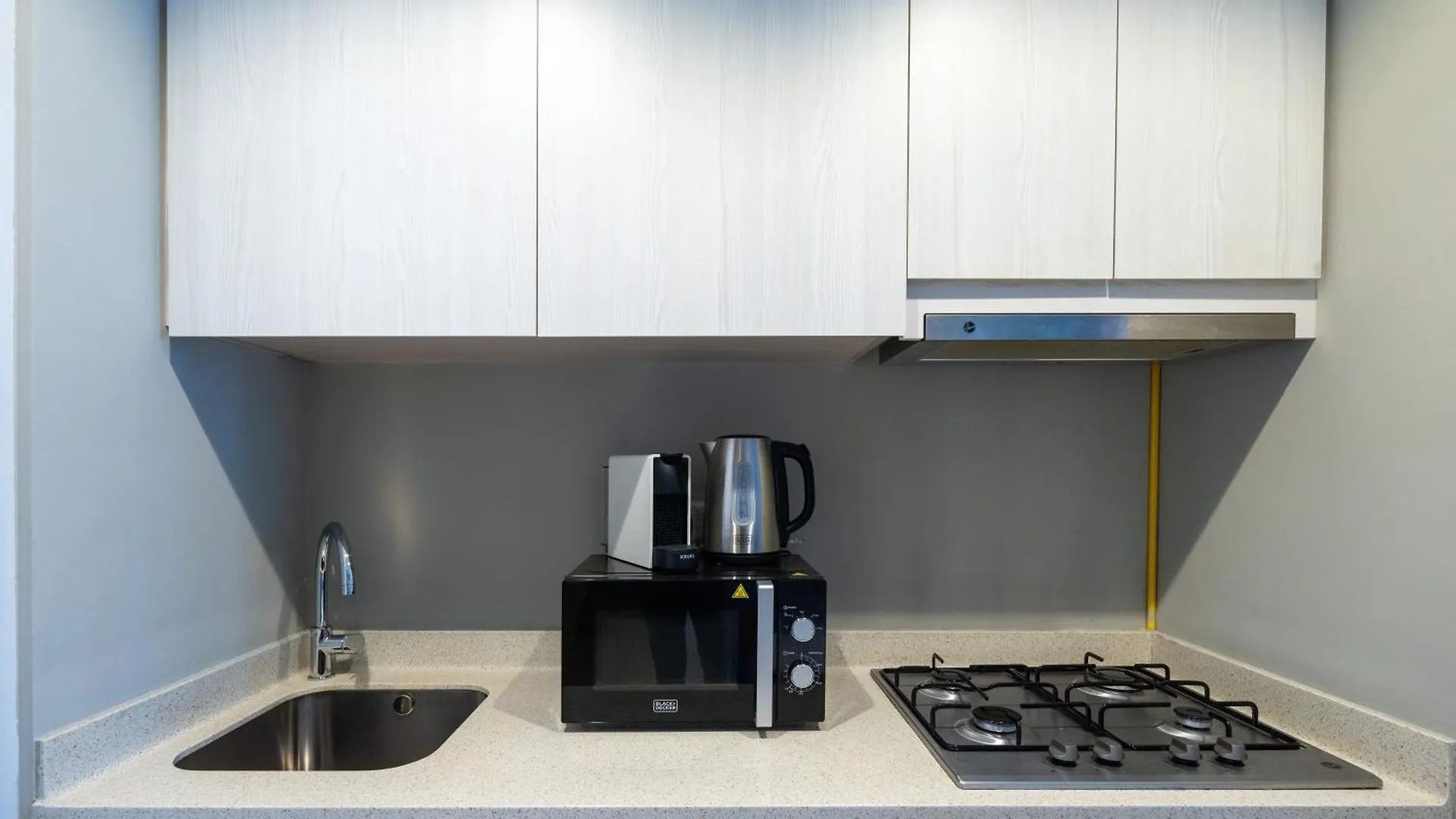 Keyrock Living - Lakeview Escape In Business Bay Dubai United Arab Emirates