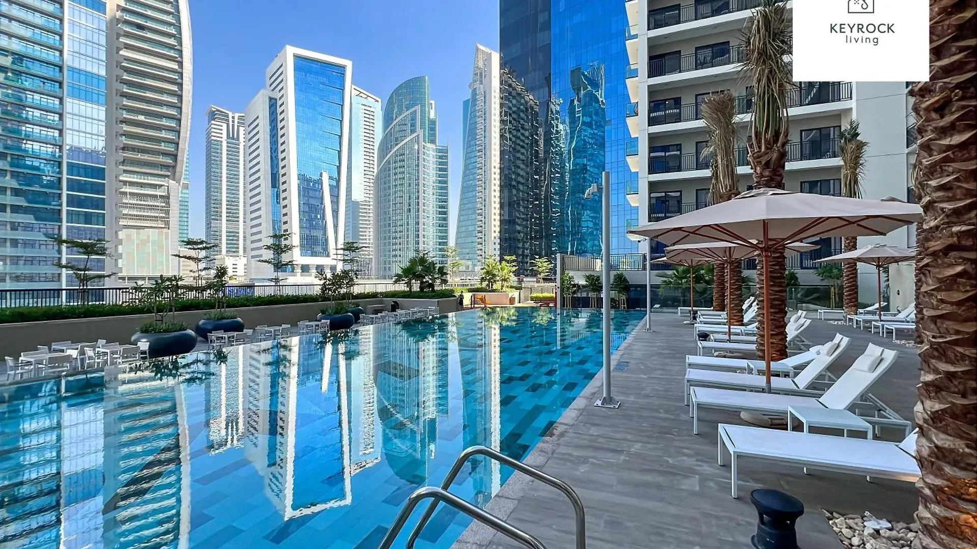 Apartment Keyrock Living - Lakeview Escape In Business Bay Dubai